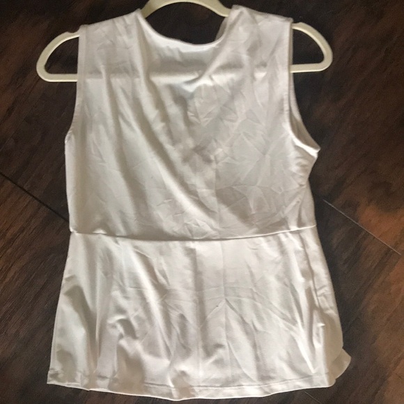Banana Republic white peplum top - Picture 3 of 3